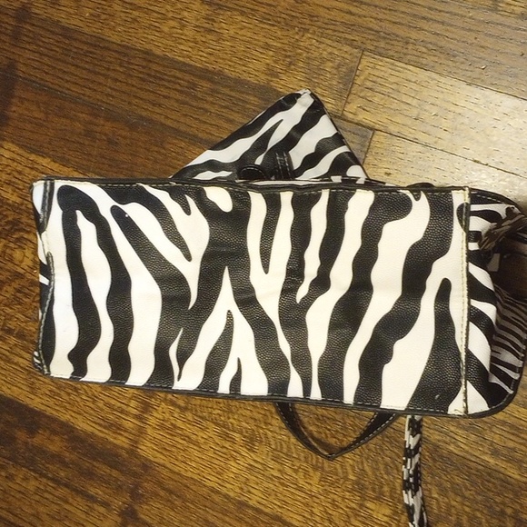 zebra print hand/shoulder bag - Picture 6 of 10